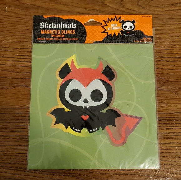2009, three Skelanimals magnetic clings. New in package - Picture 2 of 13